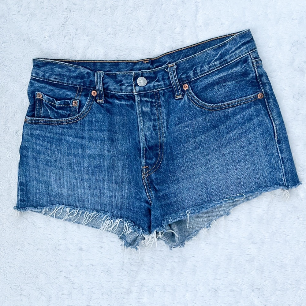 LEVI’S 501 Button Fly High Rise Denim Cut Off Shorts - Picture 2 of 10